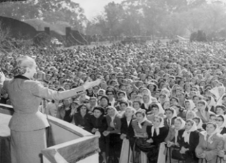 Opinión: Evita vive y molesta a los poderosos
