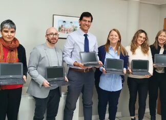 El Copnaf recibió del Iafas la donación de 12 netbooks