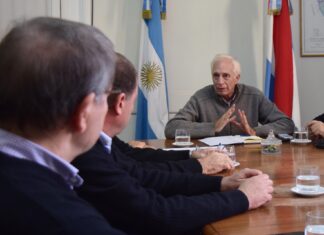 Presencia uruguayense en el primer intercambio comercial entre pymes e industrias avícolas