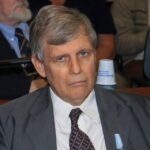 visita de legisladores libertarios a genocidas1