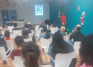 Con la presentación del libro Veneno se abordó la problemática de los agrotóxicos