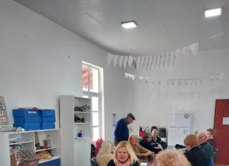 Adultos mayores compartieron una jornada de truco en el Centro de Día