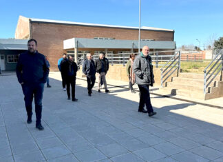 El director del Instituto Nacional de Educación Tecnológica visitó la Escuela N°3 Miguel Ángel Marsiglia