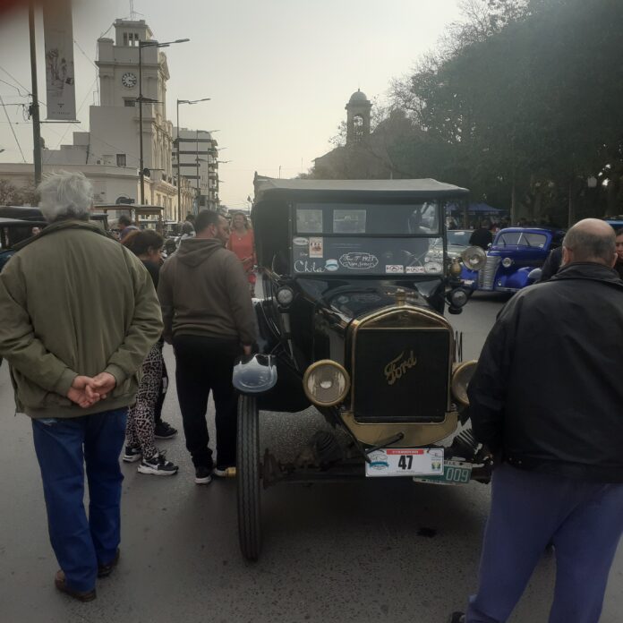 p2 autos clásicos y antiguos1