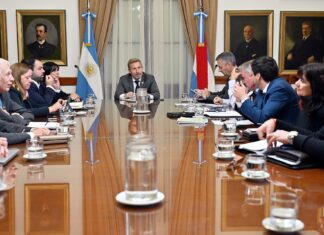 Obra pública, paritaria docente y programas sociales fueron los temas de la reunión de gabinete