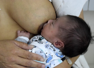 La leche materna contiene más de 370 nutrientes que protegen el sistema inmune de los bebés