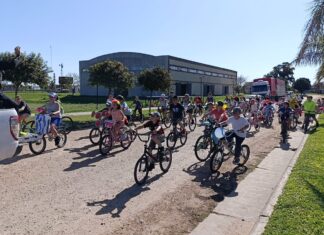 Las familias de Caseros tuvieron su bicicleteada