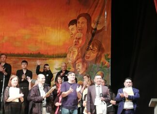 El Coro Estable de Caseros se presentó en el Teatro 3 de Febrero