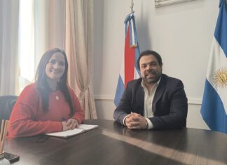 La concejal Karina Percara se entrevistó con el ministro Manuel Troncoso