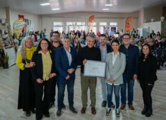 Turismo: Urdinarrain recibió el certificado de finalista para la distinción internacional de la ONU