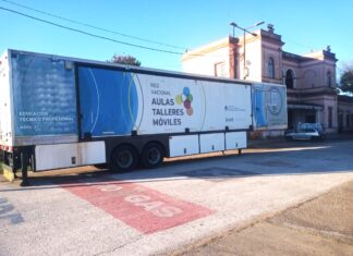 Capacitarán sobre automatización industrial en un Aula Taller Móvil