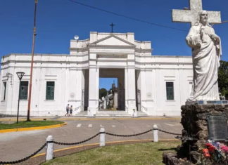 Día de la Madre: Ofician la misa en el Cementerio de Concepción del Uruguay