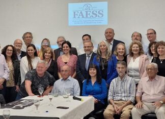 Presencial local en la celebración del 25° aniversario de la Faess