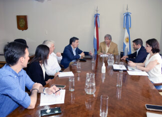 Salud trabaja con el municipio de Caseros para optimizar las prestaciones