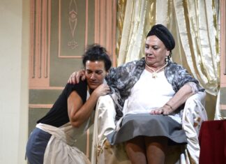Teatro: El autor de ‘Ese río donde pescan los pájaros’ presenció y elogió la puesta efectuada por La Llave
