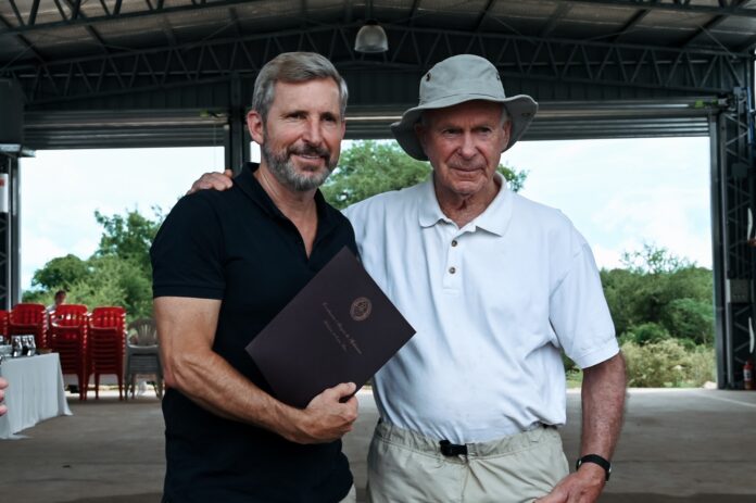 ambiente - donación de tierras para el parque natural1