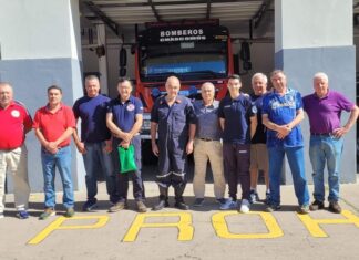 Bomberos uruguayenses en Chascomús: Se avanza en la compra de una nueva autobomba