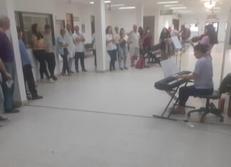 En su 45° aniversario, la Escuela Celia Torrá llevó su música al Hospital Urquiza