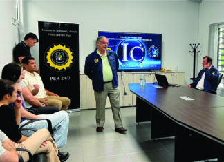 Capacitan a trabajadores del Instituto Becario para prevenir delitos tecnológicos