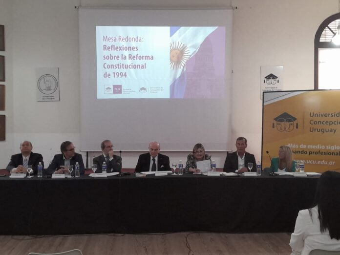 ucu - mesa redonda sobre la reforma constitucional 1994a