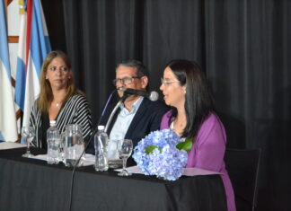 Uader: Presentaron a las nuevas autoridades de la Facultad de Humanidades, Artes y Ciencias Sociales