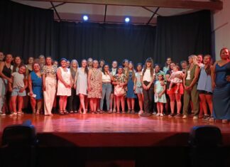 Los talleres de Costura y Teatral Art dieron cierre a 2024