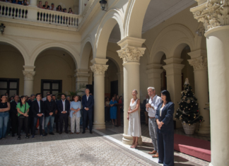 El Gobernador saludó a los trabajadores públicos y valoró el trabajo «para que los entrerrianos puedan vivir mejor»