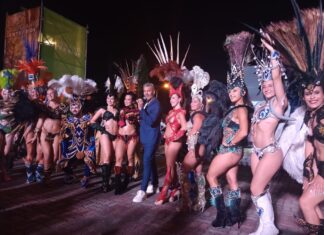 El Carnaval del País desplegó su magia en la Isla del Puerto
