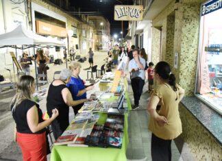 Con el acompañamiento de las librerías: La Histórica disfrutó de una inolvidable noche cultural