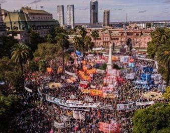 polo obrero - como cada 20, todos a las plazas1