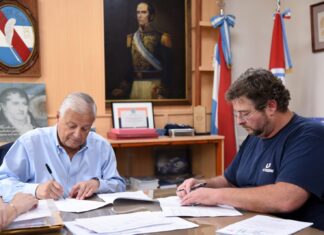 Mejora vial: Rubricaron el contrato para repavimentar 11 cuadras