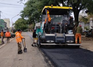 Repavimentación: Comienzan los trabajos en Sarmiento y piden precaución al circular