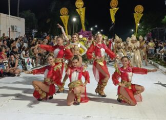 Llega la tercera noche de los Carnavales de Caseros