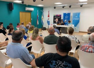Julio Cáceres presentó su primer libro en Concepción del Uruguay