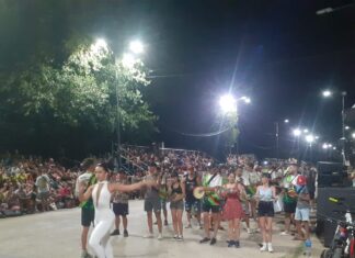 Carnaval 2025: Las comparsas uruguayenses tuvieron su ensayo técnico