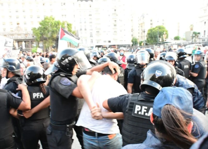 nac - bancarios - piden la liberación de los jubilados detenidos1