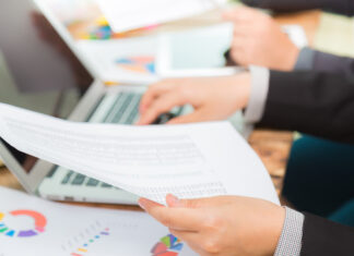 Defensa del Consumidor advirtió a usuarios de tarjetas de crédito por cobros indebidos