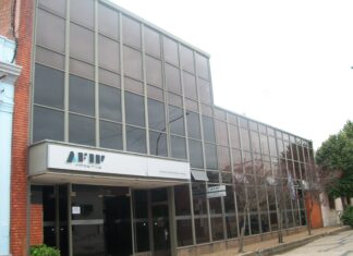 CGT: Rechazan el “atropello desmedido e irracional» contra la ex AFIP