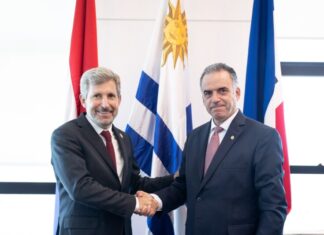 Frigerio se reunió con el presidente de Uruguay para plantear la preocupación por la instalación de la planta de hidrógeno frente a Colón