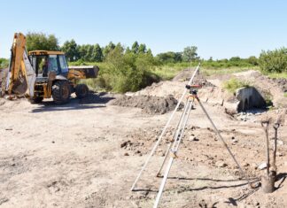 Construyen una nueva alcantarilla en Granillo Posse