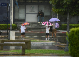 Se asistió a las ciudades entrerrianas afectadas por el temporal