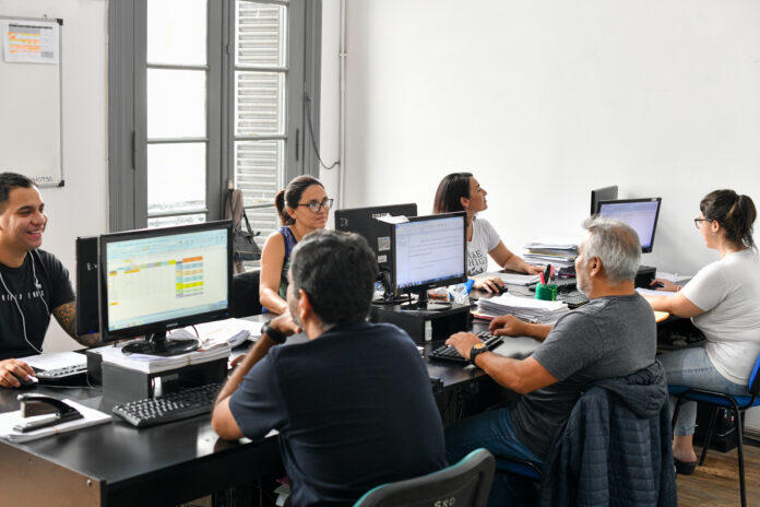 pro - enseñanza - destacaron el éxito de la carga digital de certificados para asignaciones familiares1