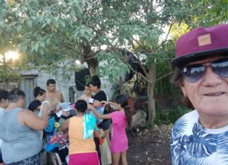 El Roperito Solidario Ambulante Jesús Divino en el sector San Cayetano