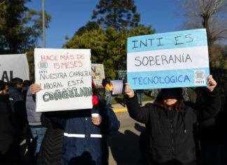 Trabajadores del INTI presionan por el debate en el Senado y anuncian plan de acción