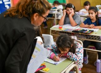 Entre Ríos recibe fondos para 303 escuelas en el marco del programa Escuelas Alfa en Red