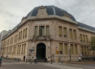 Denuncias contra exdocente de Psicología de UADER tras un video viral