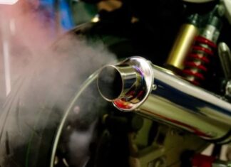 Concepción del Uruguay refuerza el control sobre motos con escapes ruidosos: secuestro y destrucción de caños antirreglamentarios