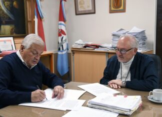 La Municipalidad y el Obispado de Gualeguaychú firmaron un acuerdo por el uso del predio donde funcionan el “Pelusín” y el CAPS “La Concepción”