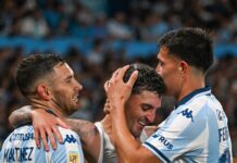 Racing eliminó a River en un partidazo y se metió en cuartos de final