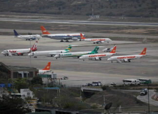 Escala la tensión: Trump exige “cierre total” del espacio aéreo venezolano